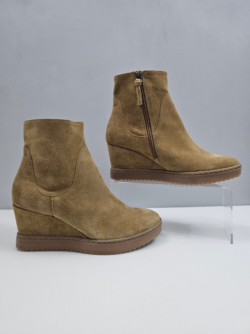 Sofft Shary Wedge Ankle Boot Womens 9 Hazelwood Tan Suede Waterproof Heel Fall - Picture 3 of 15